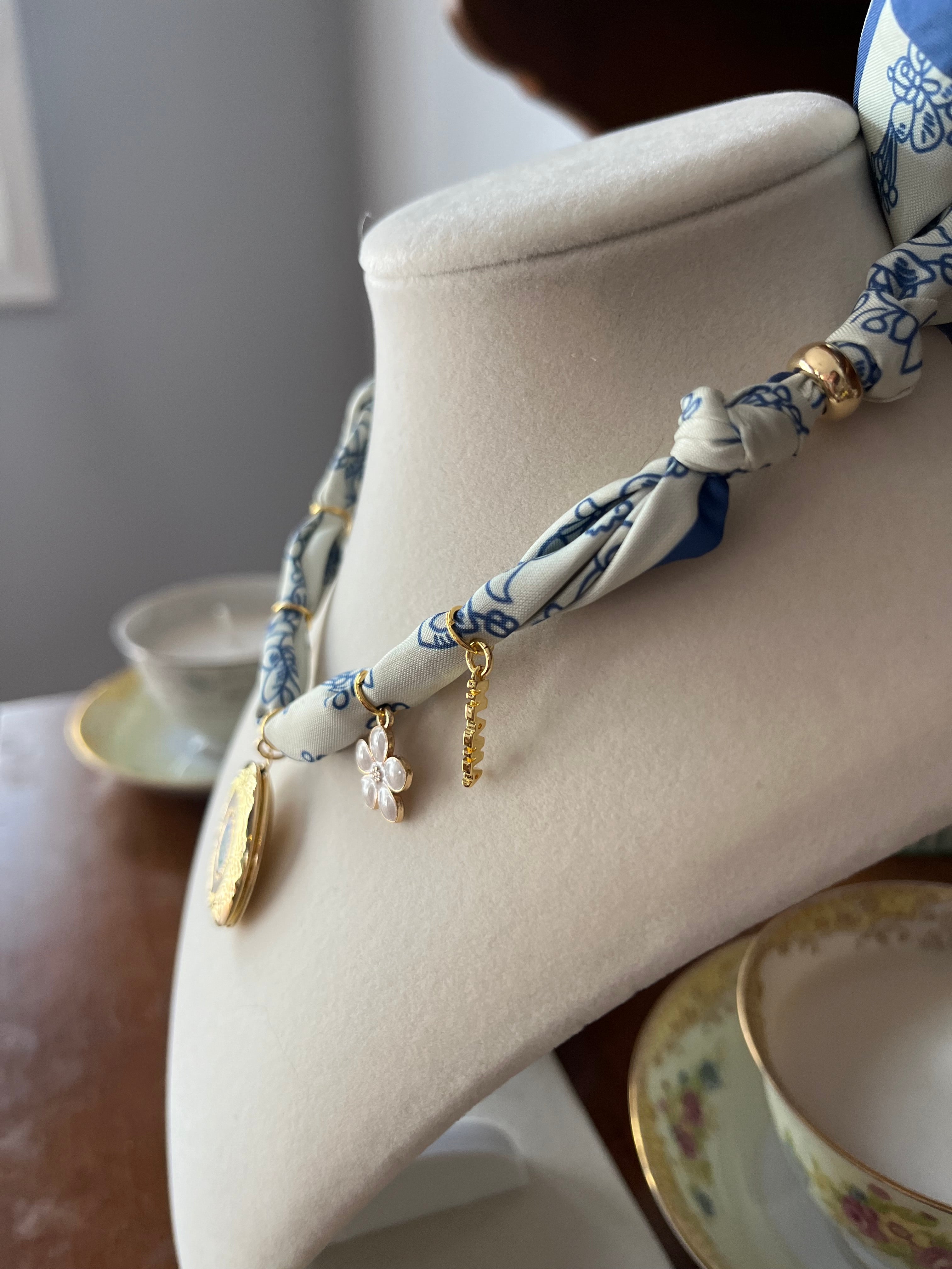 Heirloom Garden Mama Cottage Charm Necklace