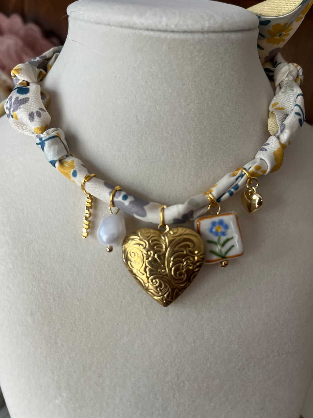 Golden Locket Mama Cottage Charm Necklace