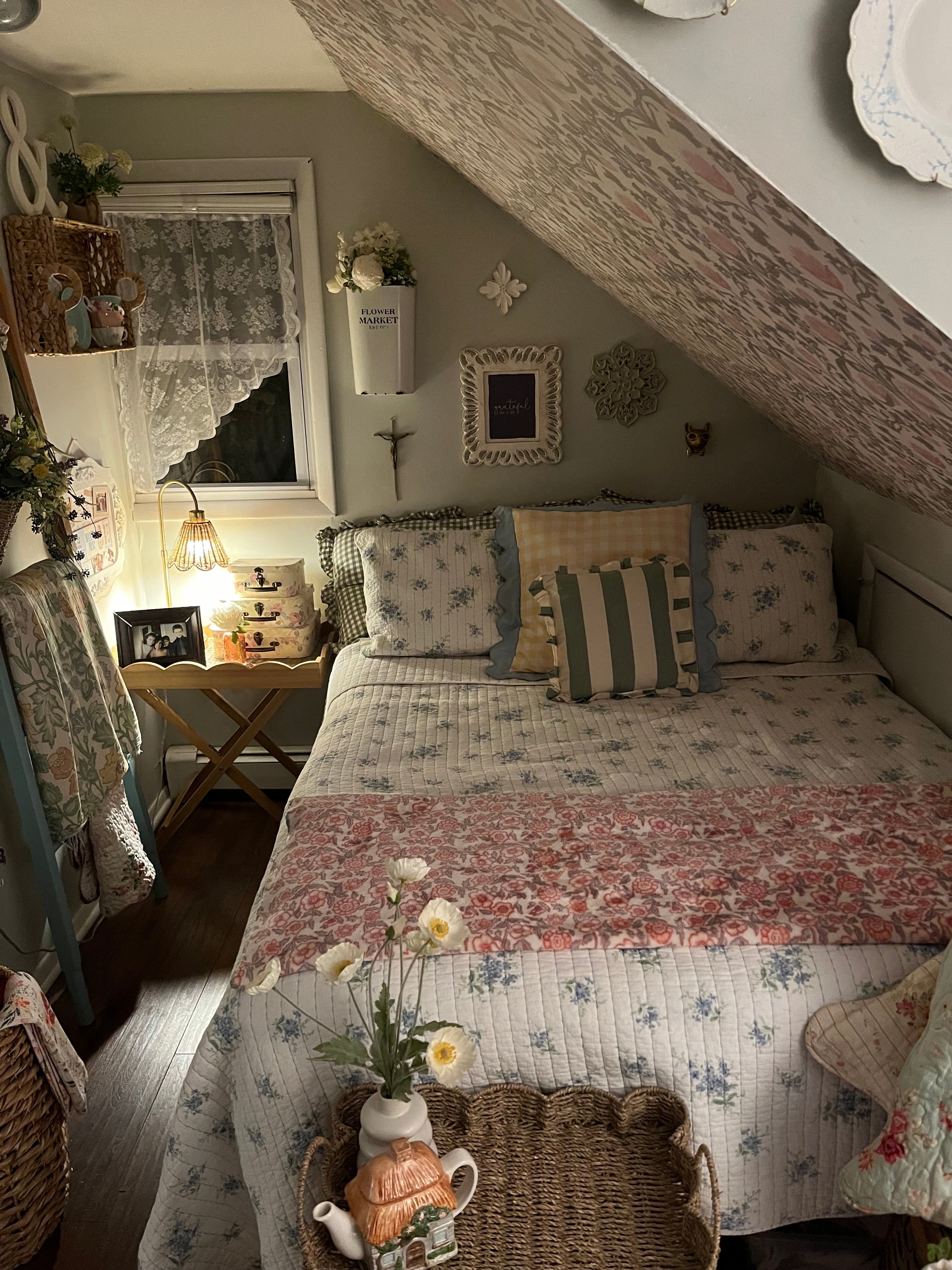 Cottage Style Interior Decorating Consultation