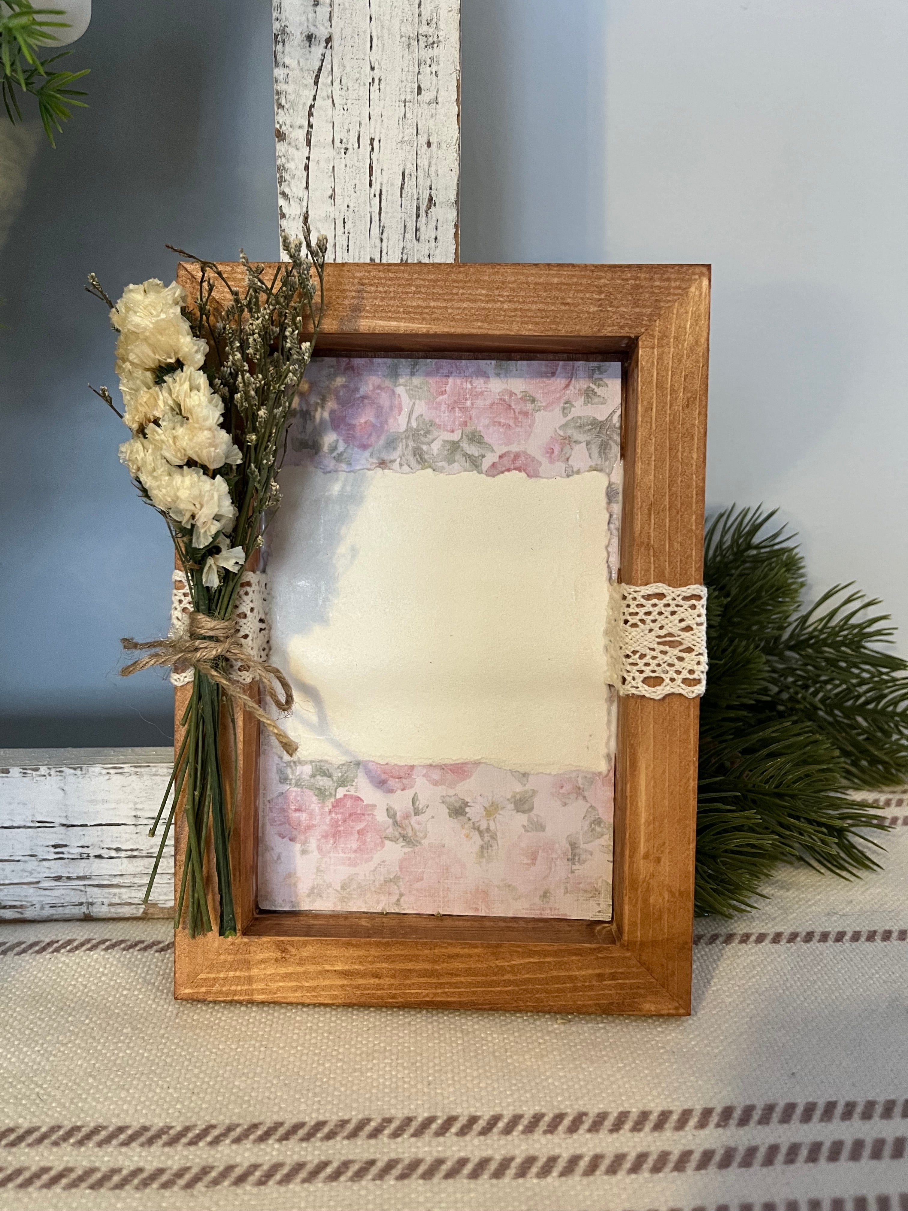Personalized Dried Floral Frame - Custom Cottage Décor